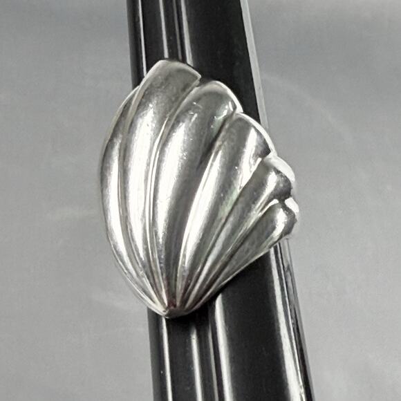 Vintage Taxco Mexico 925 Sterling Silver Ribbed Dome Shell Ring Size 5 TV-47 - Picture 12 of 13
